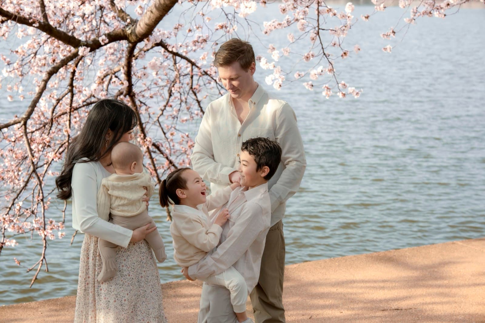 Families photography by Ashley San