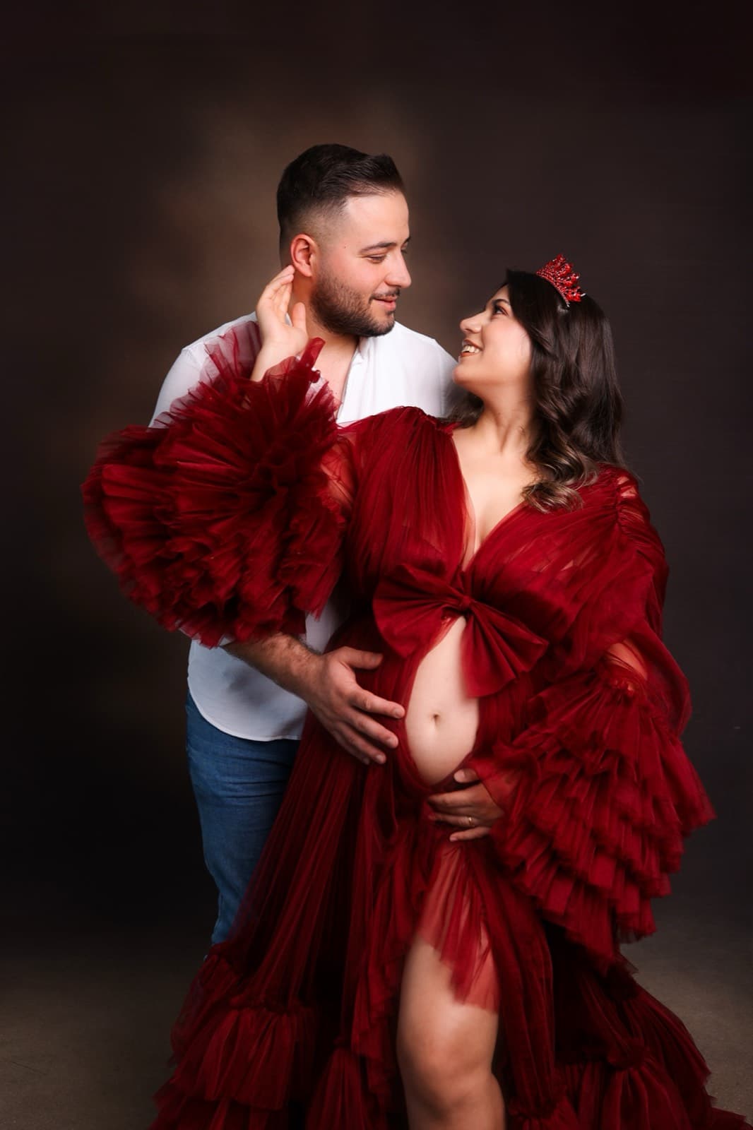 Maternity photography by Ashley San